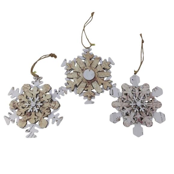 Snowflake Christmas Ornaments 4.5" Set of 3 Cardboard Hanging Cottage NEW NWT - Picture 5 of 8